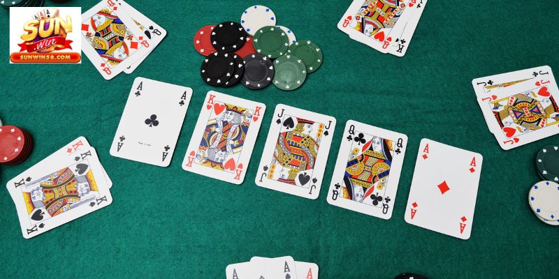 Poker là một trong những tựa game chủ lực được nhận nhiều sự quan tâm từ cộng đồng bet thủ